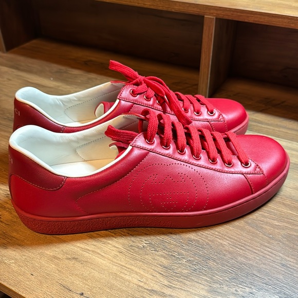 Gucci red Ace sneakers. NIB! - Picture 1 of 10